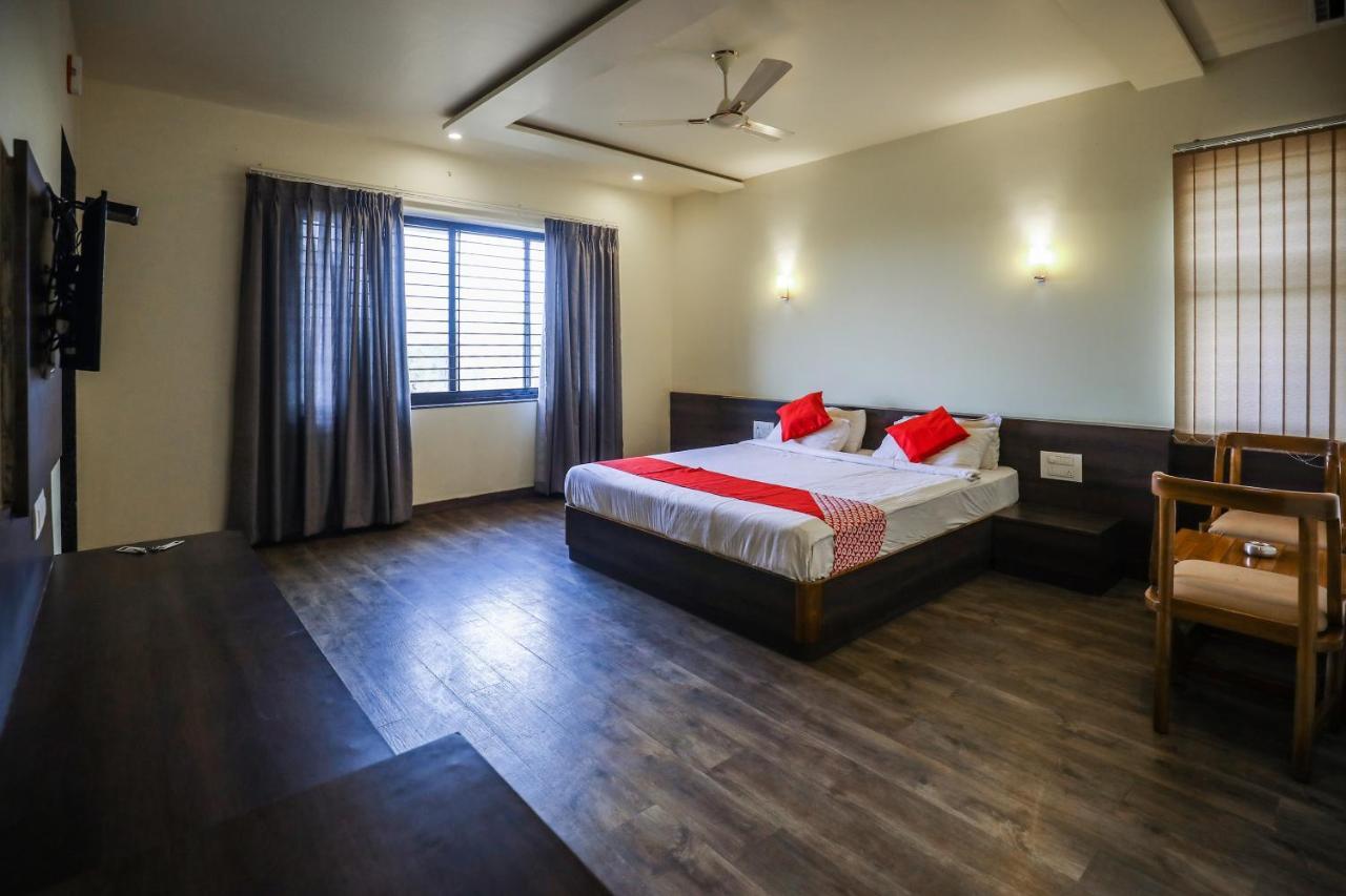 Hotel The Cult Hubli Extérieur photo