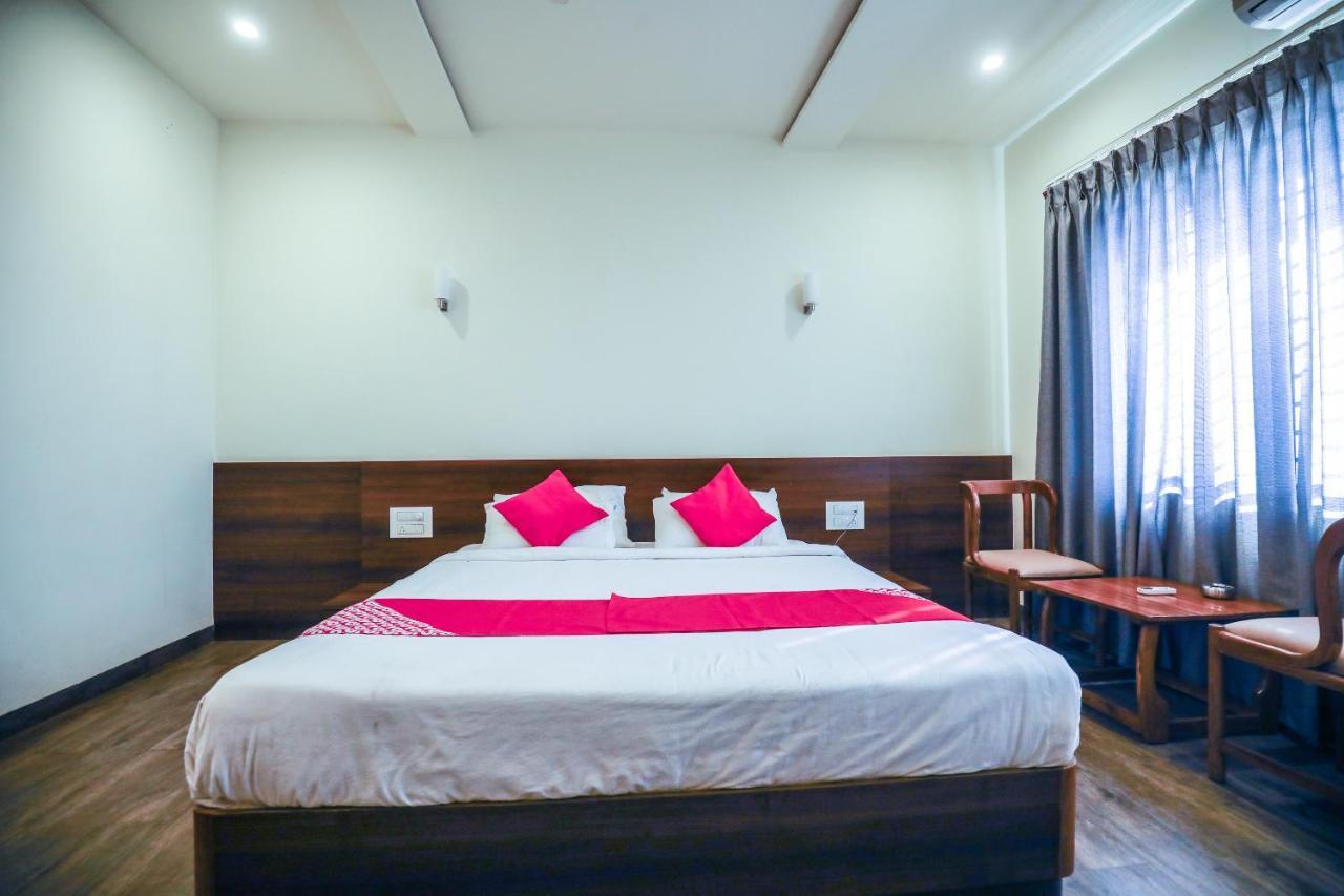 Hotel The Cult Hubli Extérieur photo